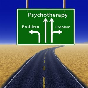 Psychologe, Psychotherapeut, Psychiater, Heilpraktiker - Unterschiede und Gemeinsamkeiten, psychotherapy-466987_960_720-300x300